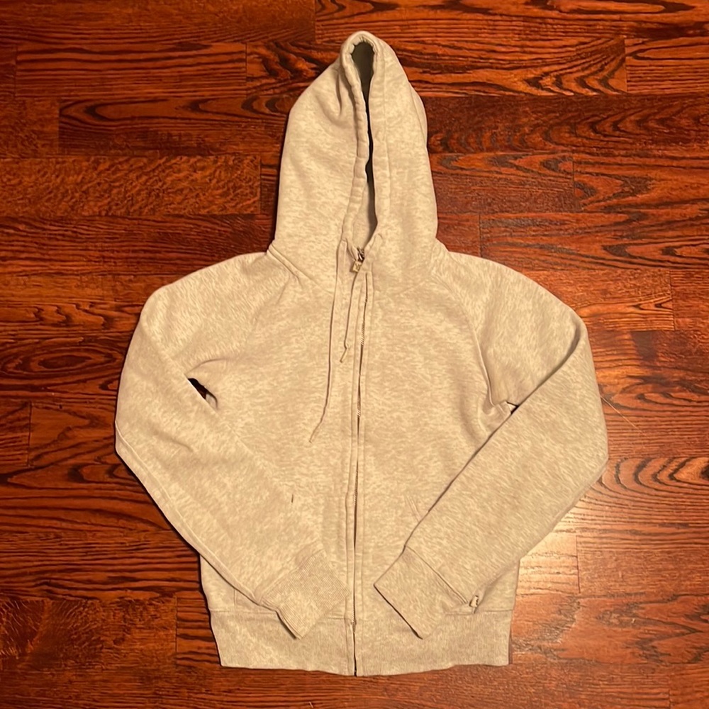 TNA sweater ✨